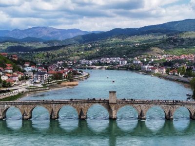 Мостът при Вишеград е сред най-посещаваните дестинации в Босна и Херцеговина