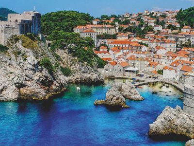 ekskurzii-do-harvatiia | Away.bg Дубровник, Перлата на Адриатика, е един от най-посещаваните градове при екскурзии в Хърватия