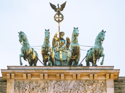 ekskurziia-do-germaniia | Away.bg Бранденбургска врата е символ на Берлин и Германия
