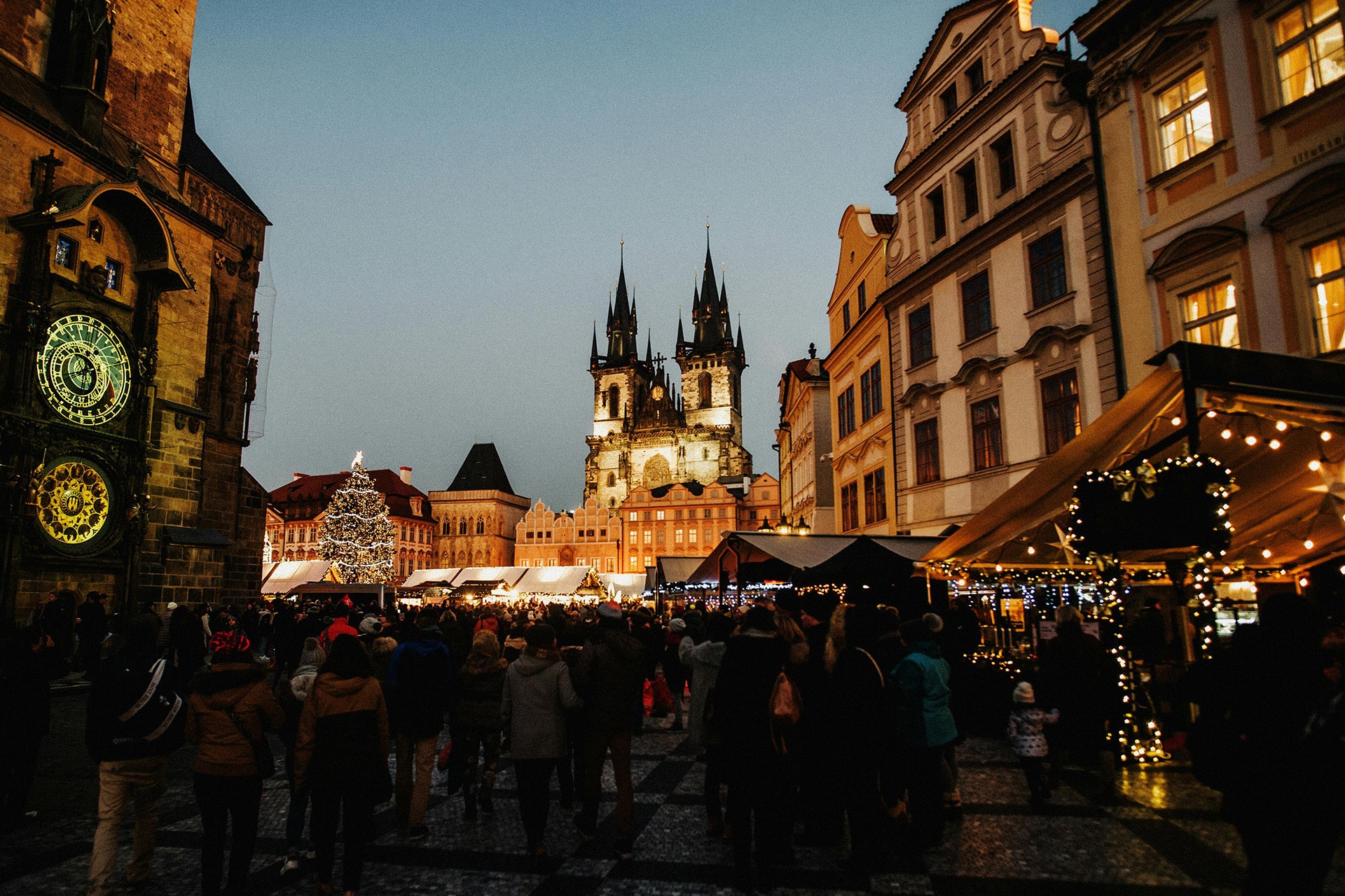 Коледно настроение в Прага