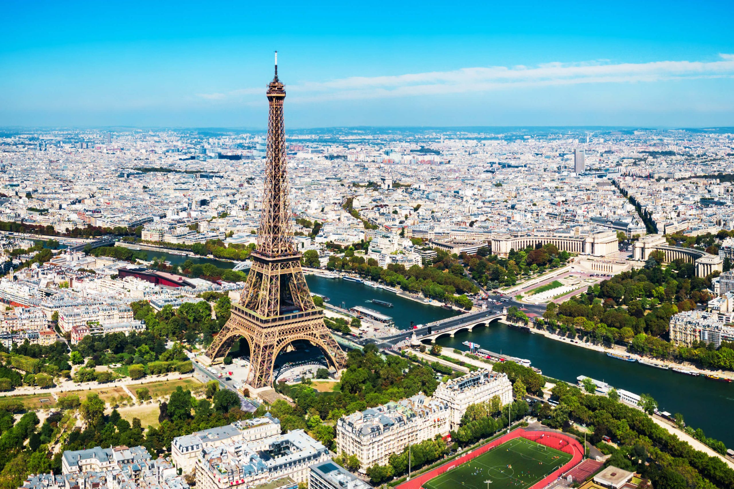 Париж, панорамна снимка на Айфелова кула